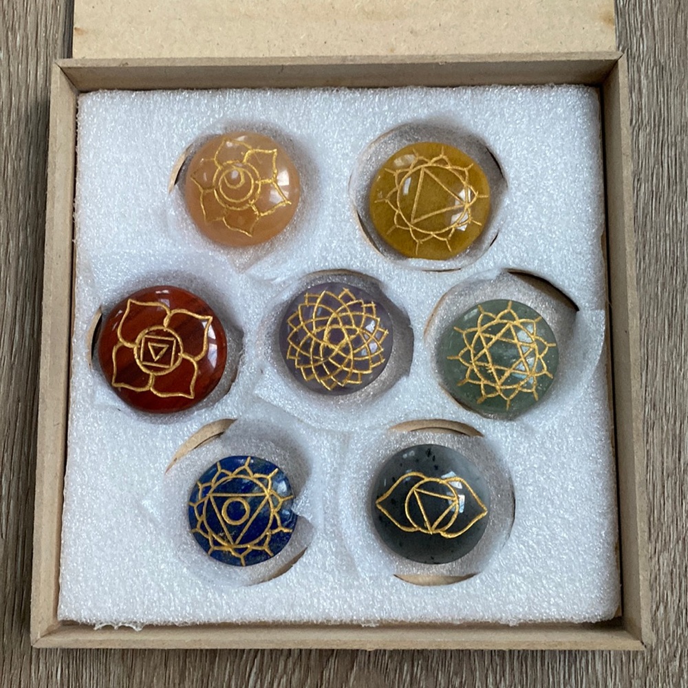 Chakra healing stone set . New in the box ✨